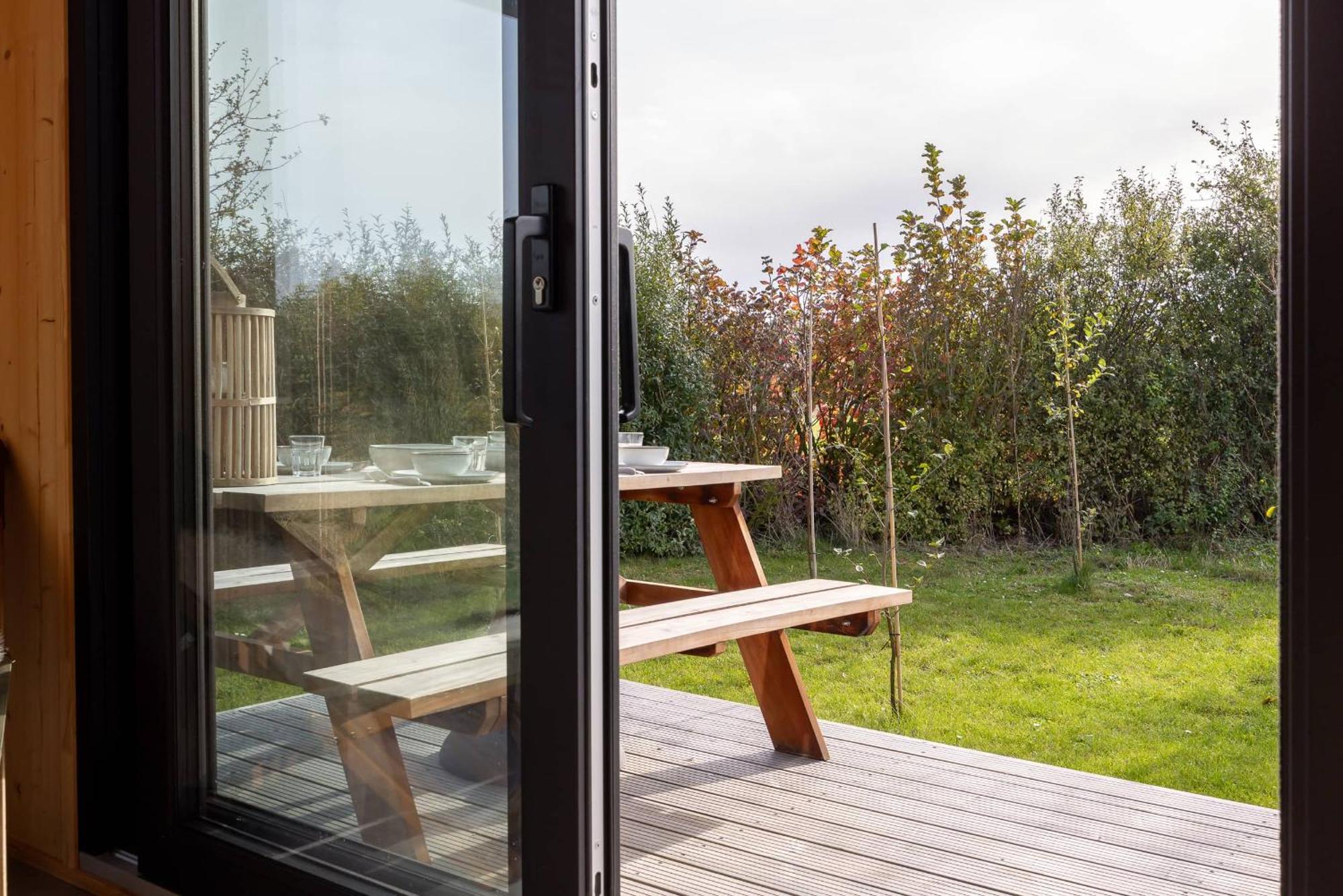 Hello Zeeland - Zeeuwse Liefde Tiny House 3 ヴェストカペレ エクステリア 写真